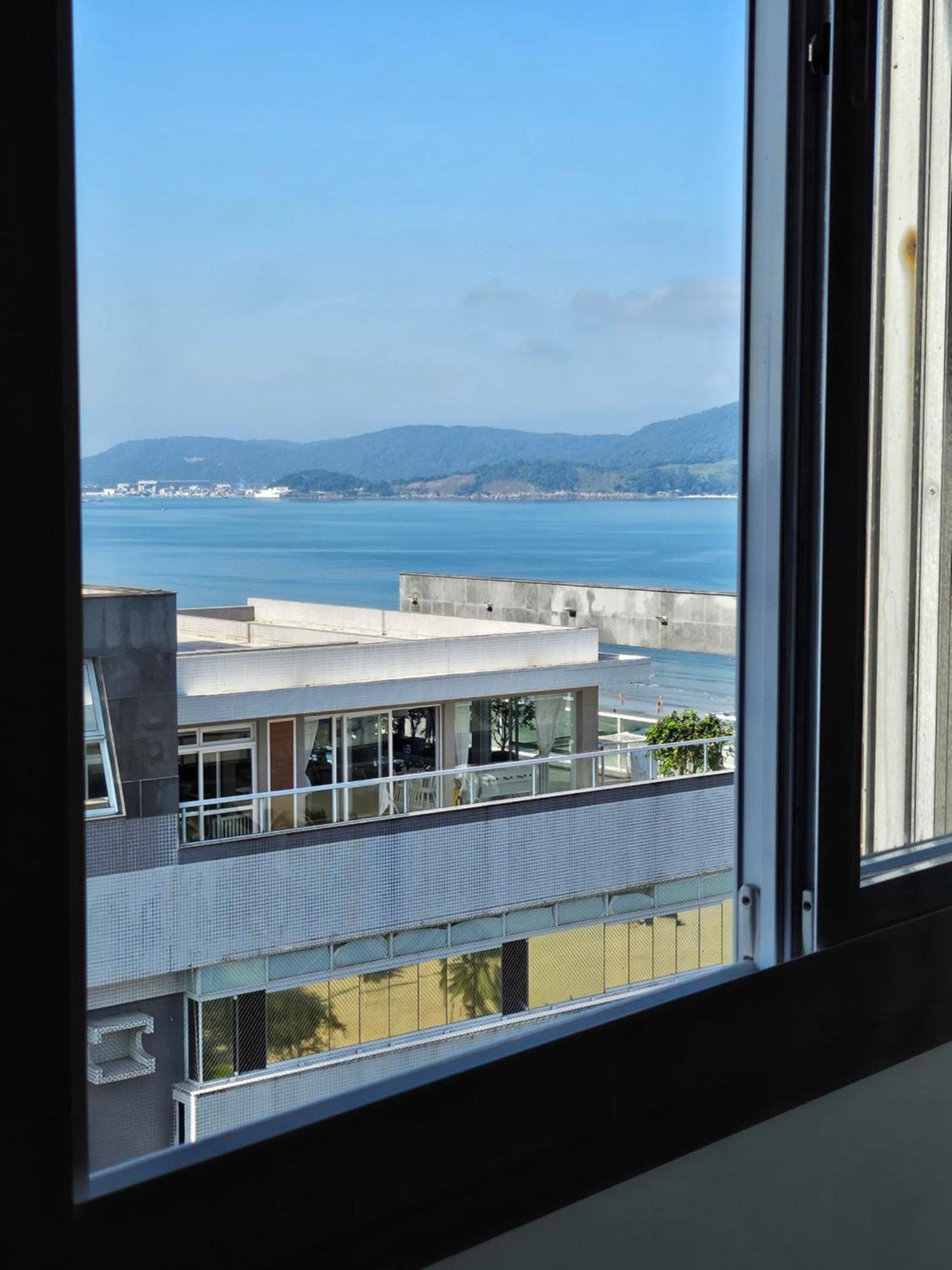 Apartamentos Na Praia Do Gonzaga Frente Mar Com Estacionamento Santos  Exterior photo